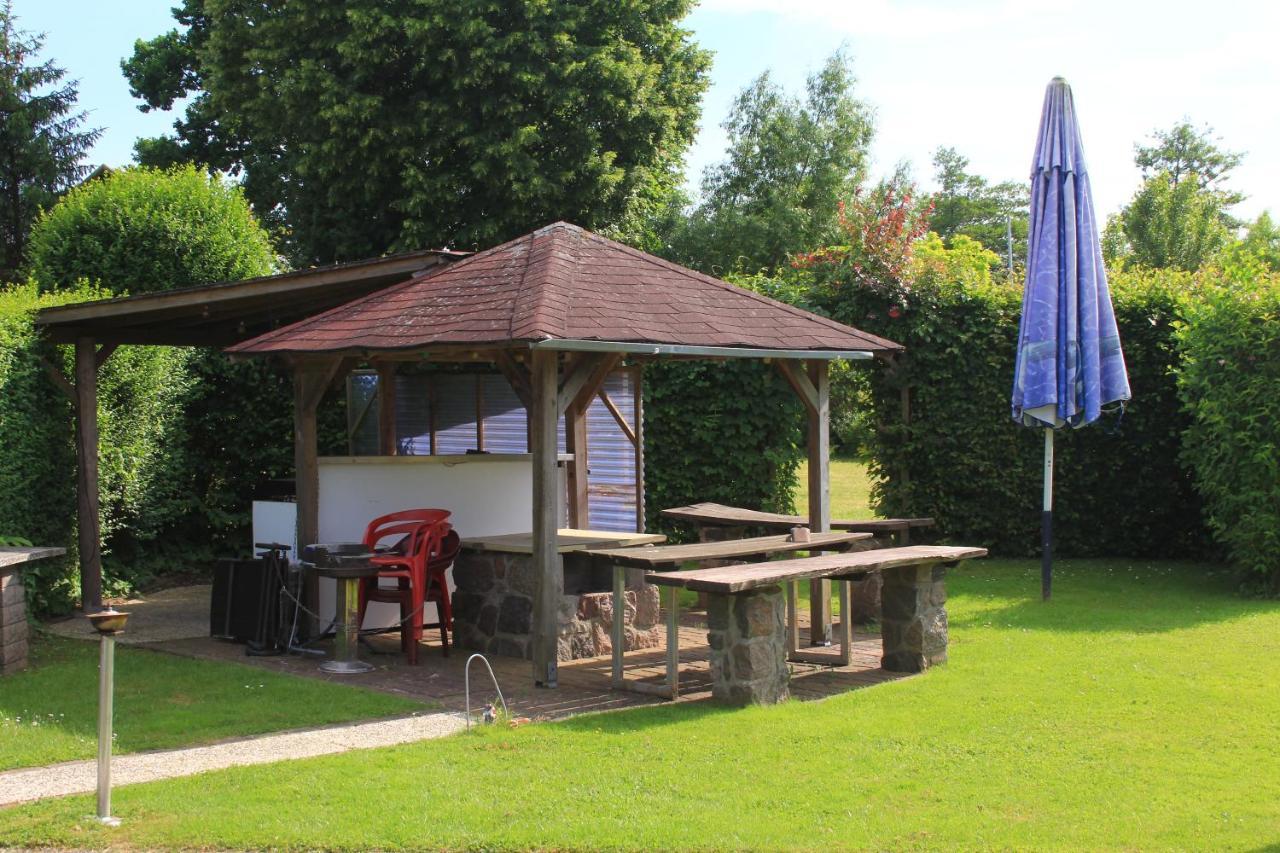 Luxuswohnung renoviert am Plöner See mit eigenem Steg App 13 Bosau Exterior foto