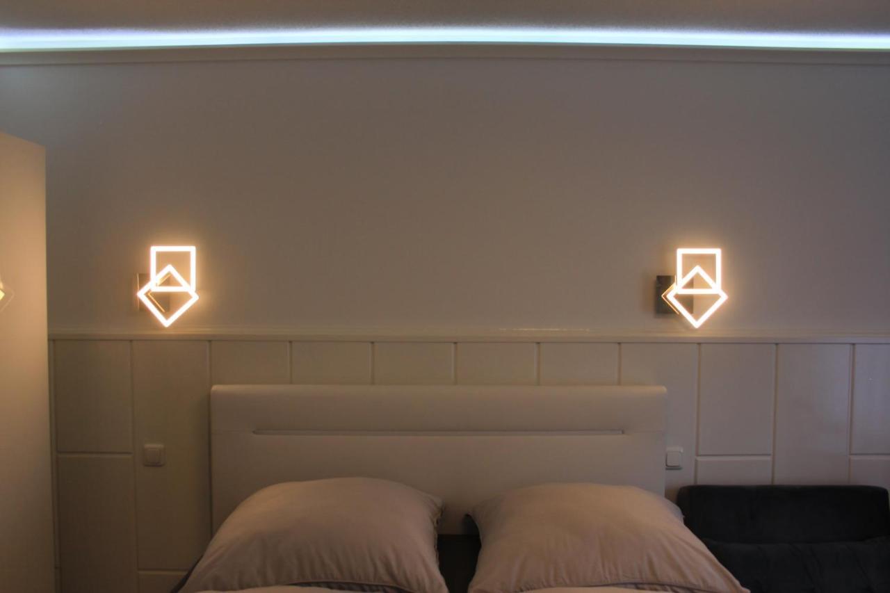 Luxuswohnung renoviert am Plöner See mit eigenem Steg App 13 Bosau Exterior foto