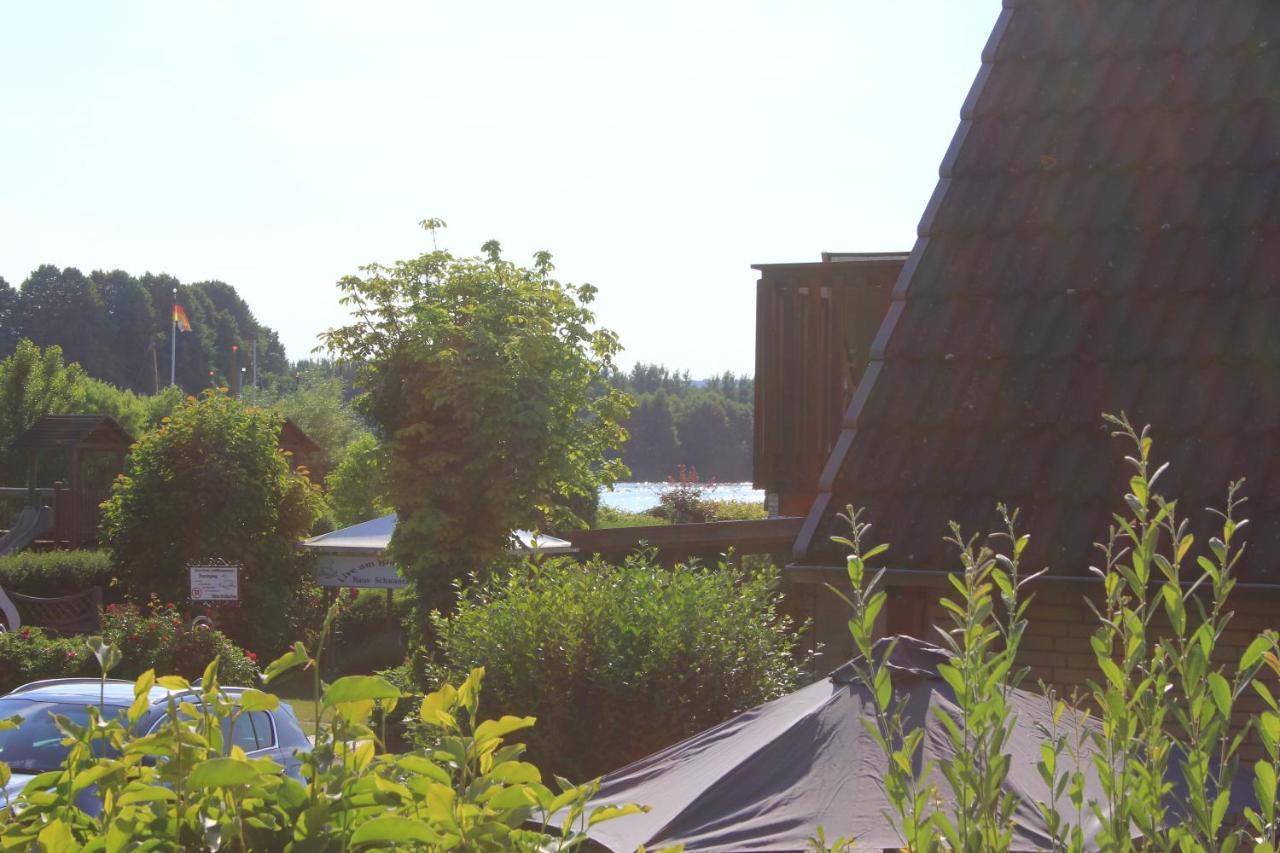 Luxuswohnung renoviert am Plöner See mit eigenem Steg App 13 Bosau Exterior foto